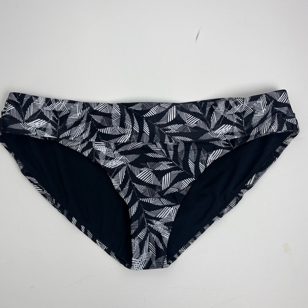 NWT Marta Bottom Black Springtime Bikini Bottom – Size XL